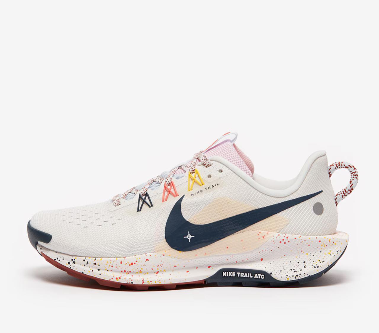 NIKE PEGASUS TRAIL 5 BLANCO BEISH