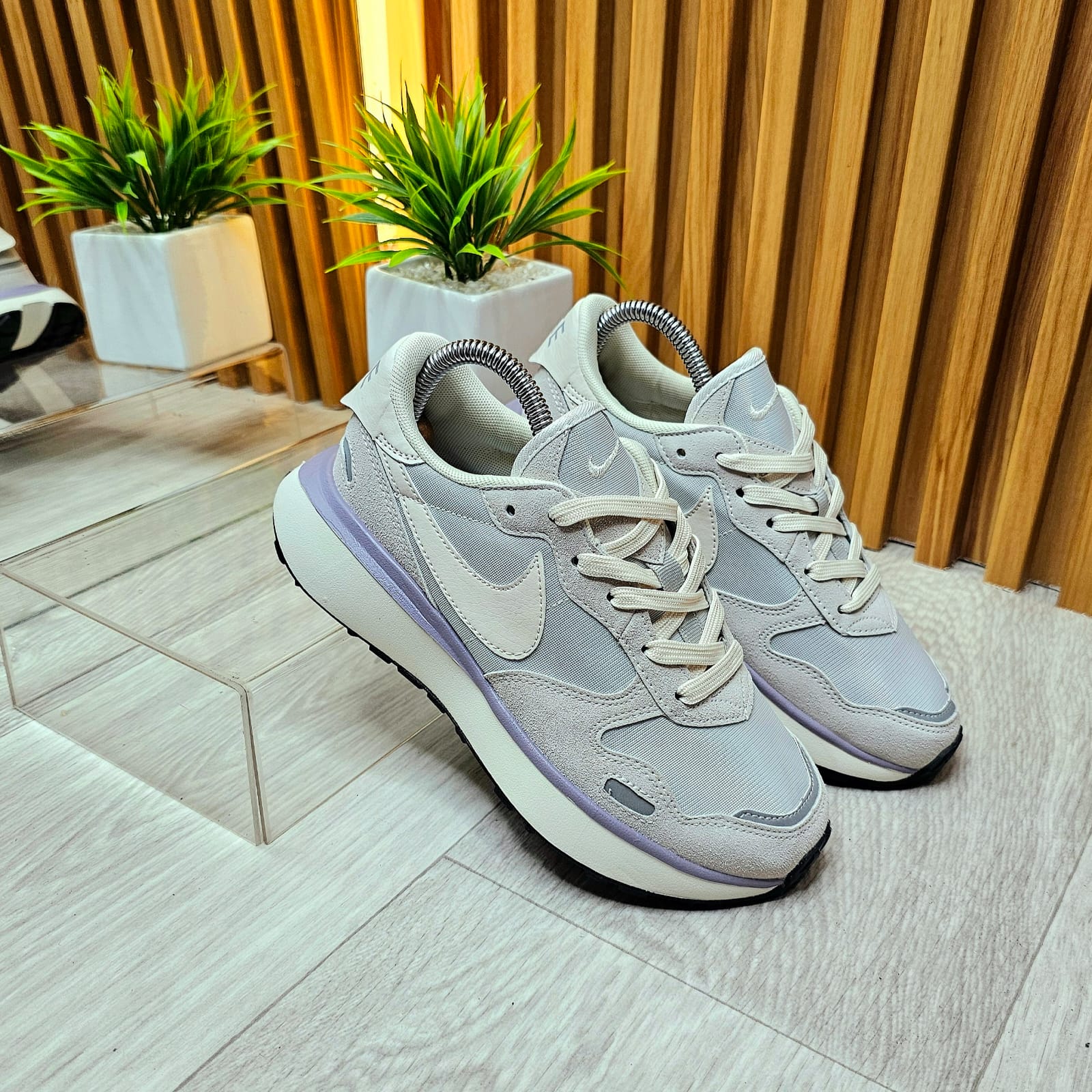 NIKE PHOENIX WAFFLE BLANCA MORADO