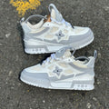 LOUIS VUITTON SKATE GRIS - BLANCO