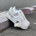 NIKE AIR FORCE ONE