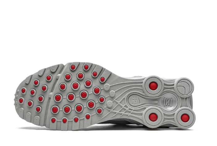 NIKE SHOX SUPREME
